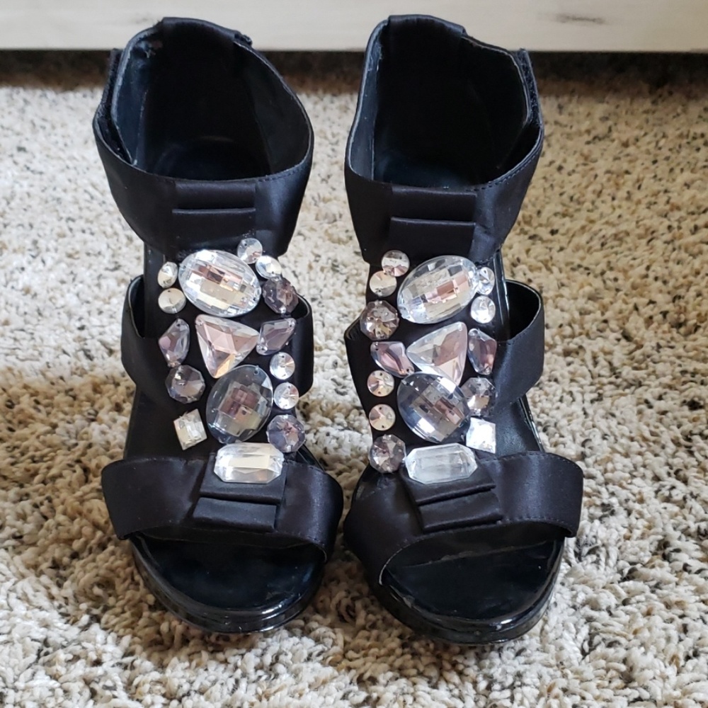 Steve madden jeweled heels